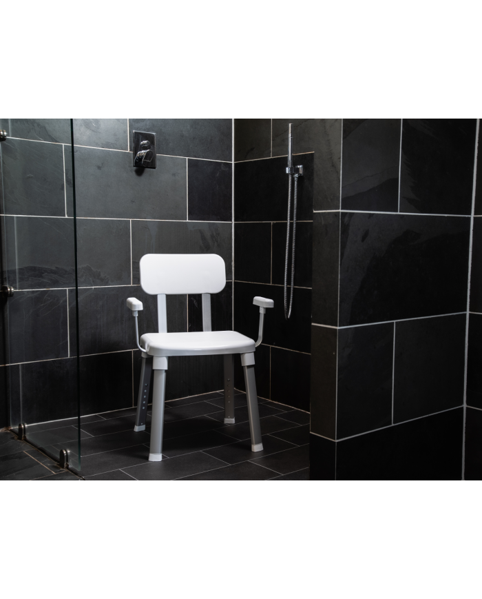 Chaise de douche et de bain élégante ajustable avec accoudoirs