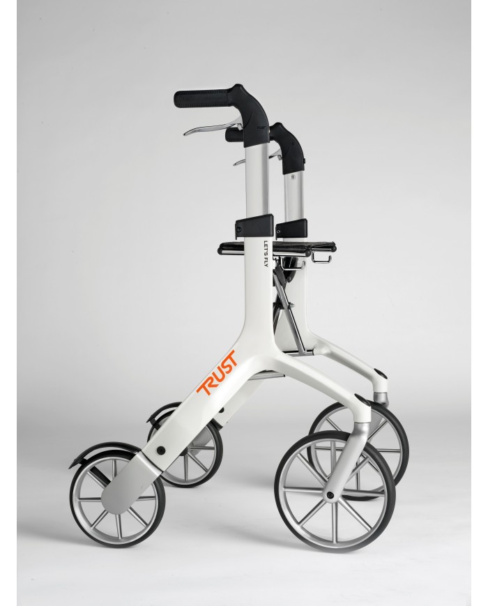 Déambulateur Let s Fly de TRUST CARE.  Rollator.