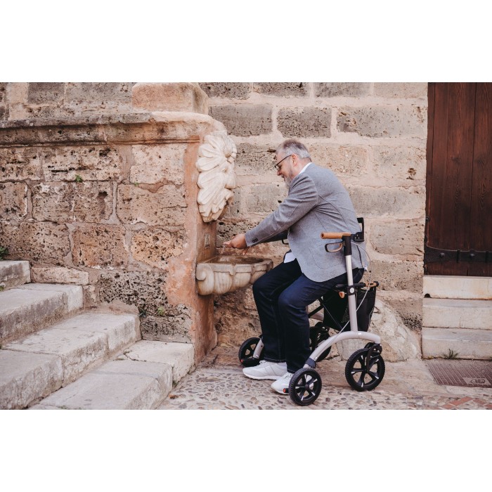 Rollator déambulateur Allround Saljol trés léger